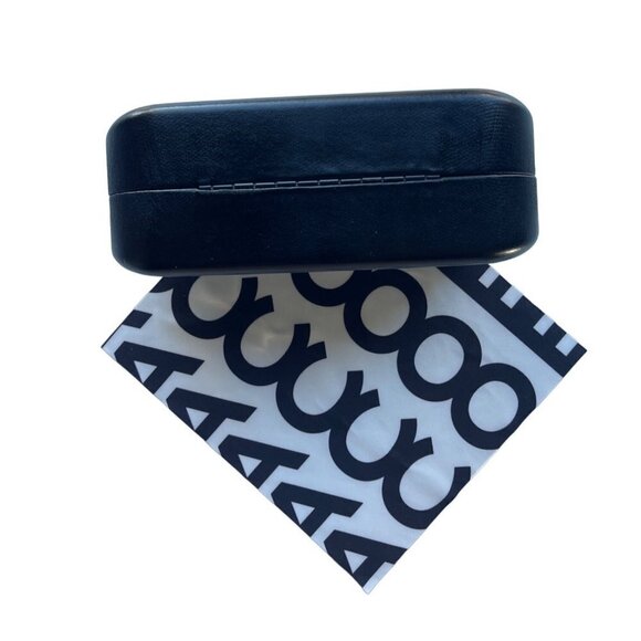 Marc Jacobs Sunglasses Case With Cleaning Cloth Black Hardcover Oversized NEW - Picture 6 of 16